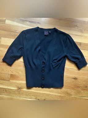 take out Black V-Neck Button-Front Women’s Cardigan